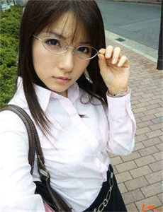 公司里的艳妇们都熟透了